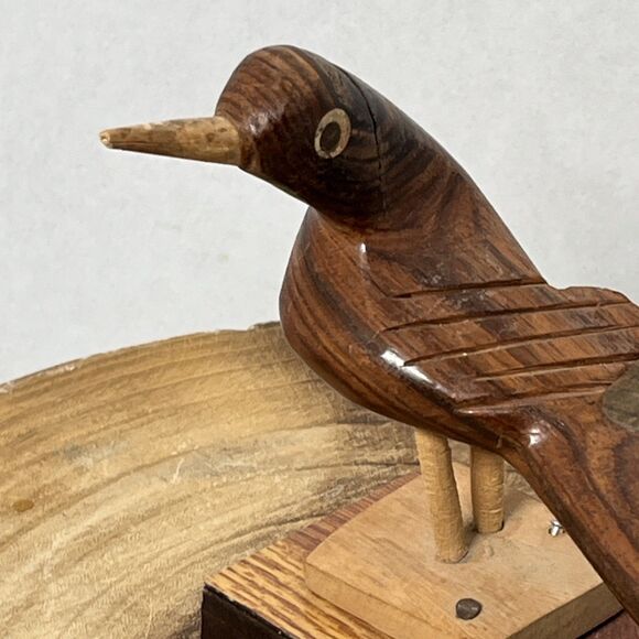 Vintage MCM 1960s Hand Carved Figural Wooden Bird On Stand Big Eyes Hand Made - Picture 2 of 8